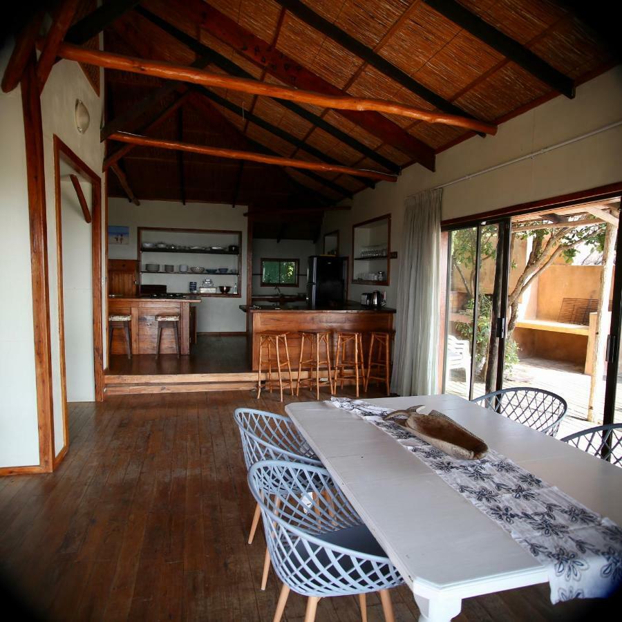 Praia do Tofo Tree House Villa מראה חיצוני תמונה